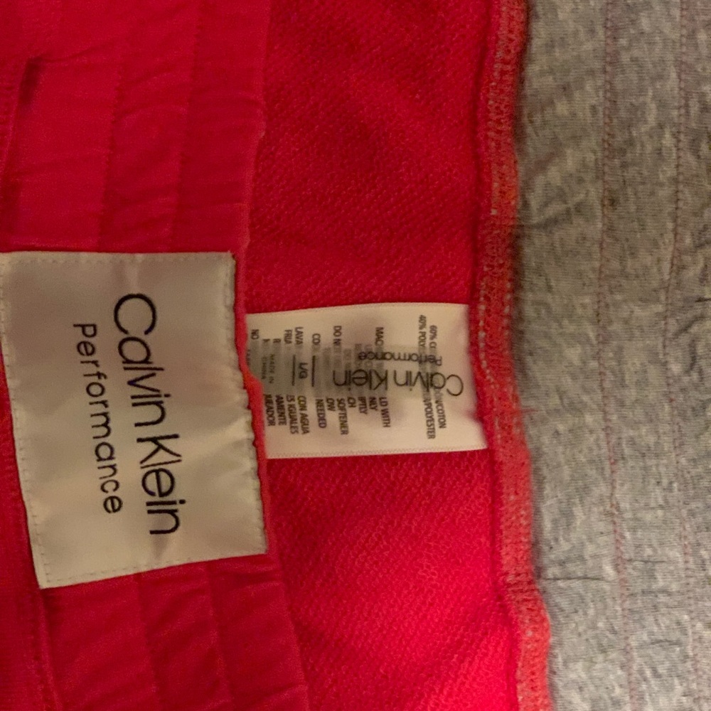 Calvin Klein Performance Shorts - Picture 5 of 5